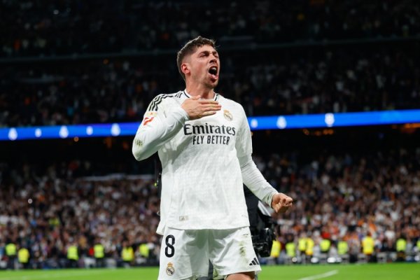 记者：巴尔韦德在本场赛事  期间身患肠胃炎，因此最后精疲力竭